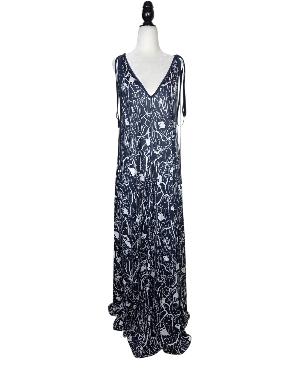 SHAN Navy and White Floral V-Neck Tie-Shoulder Maxi Dress